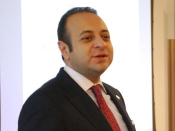 Bağış'tan CHP'ye 'Oğlum bak git' göndermesi