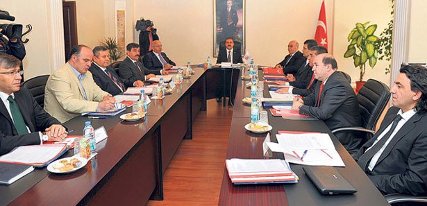 2.5 milyon memurun kader günü