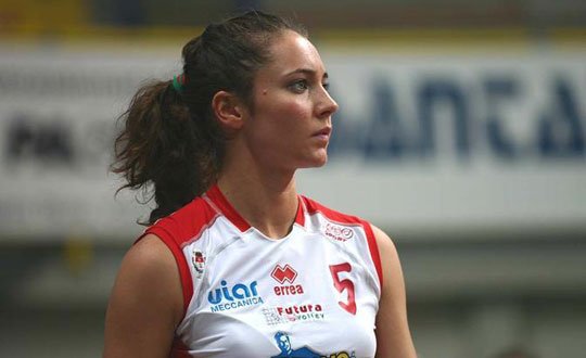 İtalyan sporcu köprüden atladı