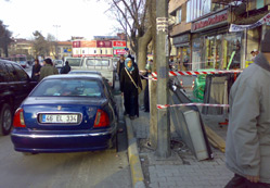 Hatalı park yaya trafiğini aksatıyor