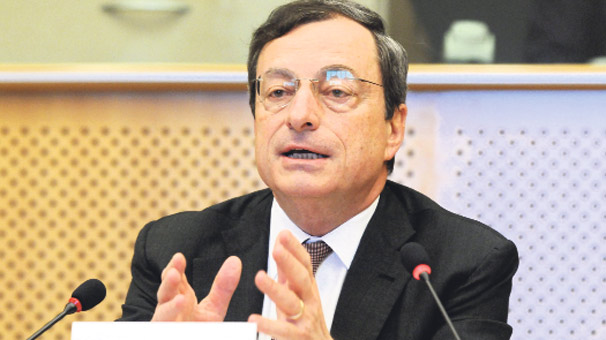Euro için çifte uyarı