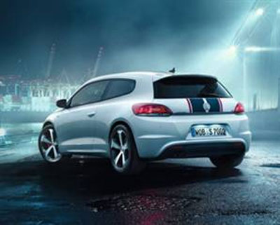 Yarış şeritli VW Scirocco GTS