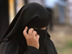 Belçika'da peçeli kadına müdahale