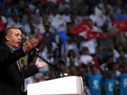 "Birileri öldürmeyi teşvik ediyor"