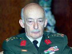 Teoman Koman tutuklandı