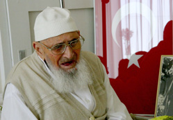 Hem savaşmış hem de yaralı taşımış