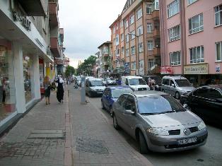 Yol kenarına otoparka son!