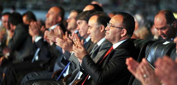 Bozdağ: Barış için yapılacaklar belli