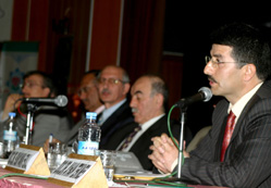 Hadiste metin değilmana esastır