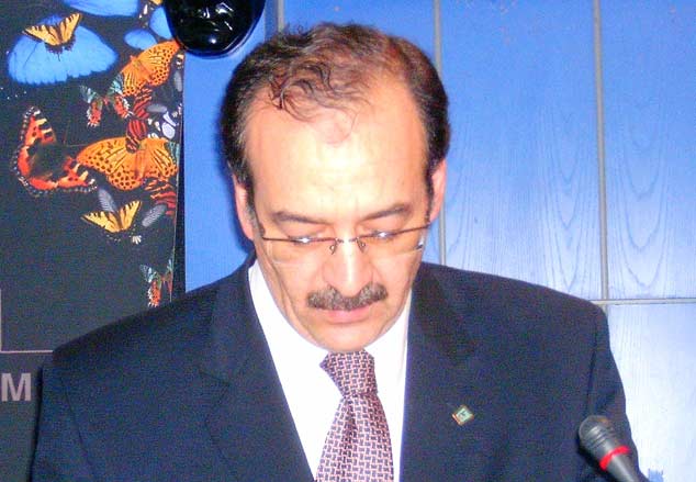 Hedef otomotivin yeni merkezi olmak