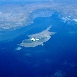 Kıbrıs'ta yeni müzakere arayışı