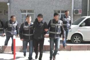 Kumbara parasıyla tabanca