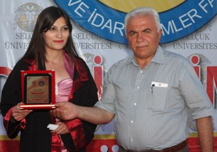 İktisat mezun verdi