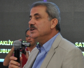 İlk buğday hasat edildi