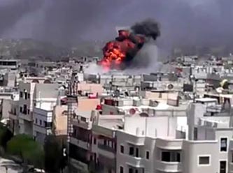 Tanklar birbirine ateş açıyor