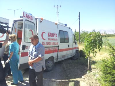 Yaralı taşıyan ambulans kaza yaptı