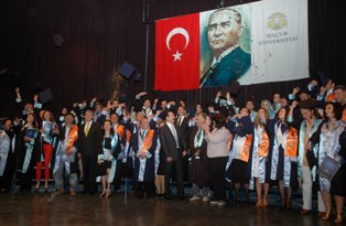 25 yıl sonra “doktoralı mezunlar”