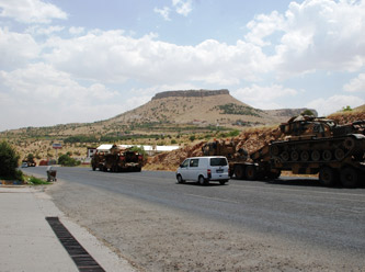 Suriye sınırına askeri sevkiyat