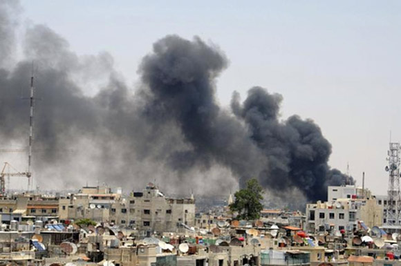 Başkent Şam patlamalarla inliyor