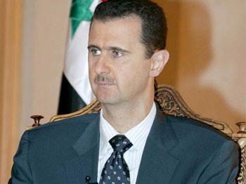 Esad uzaydan vuruldu!