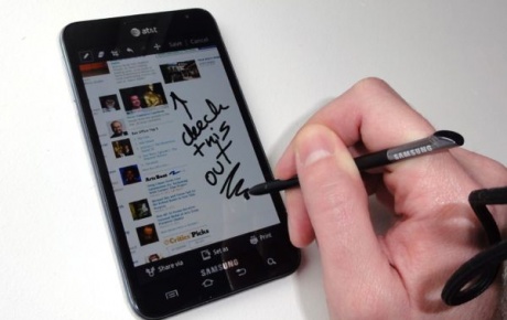 Galaxy Note 2 resmi ağızdan "kaçtı"