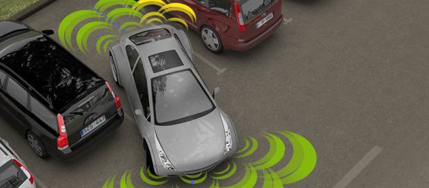 Ford'dan geri geri park eden araç