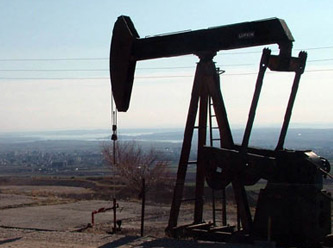 Havadan petrol ürettiler