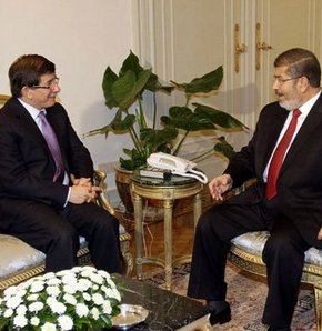 Davutoğlu: Mısır'la sonsuz işbirliğine hazırız