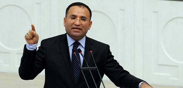 Bozdağ: Tutuklu vekiller çıkabilir