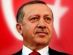 Şehit pilotlar için tatilini yarıda kesti