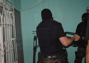 Konya'da şafak operasyonu