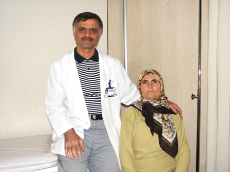 Proloterapi bir hastayı daha güldürdü