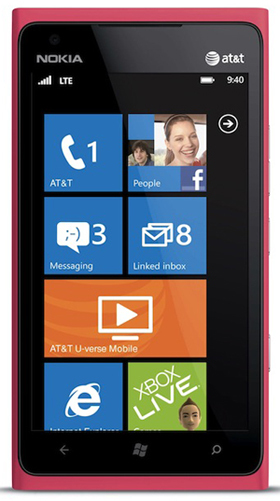 Nokia'dan Pembe Lumia 900