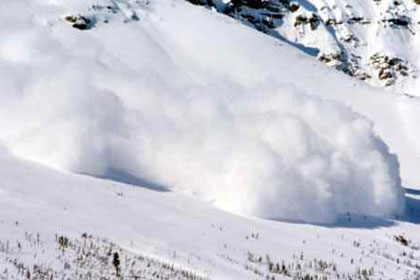 Fransa'da çığ 9 can aldı