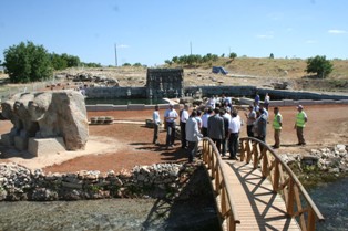 Hitit Anıtı'nın çevresi değişti