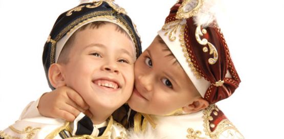 Yahudi ve Müslümanlar sünnette birleşti