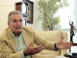Baykal'dan Kılıçdaroğlu'na şartlı destek