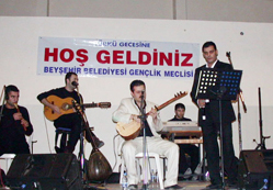Gençlik Meclisi'nden türkü gecesi