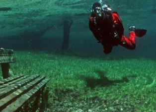 Kışın park, yazın göl oluyor!