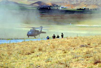 Başkale'de mayın patlaması: 2 yaralı