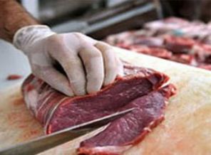 Müslüman öğrencilere zorla domuz eti