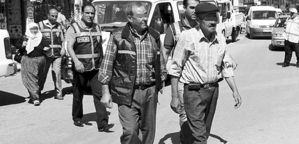 Yüzlerce kişinin emekliliği iptal