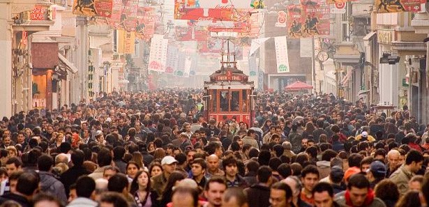 AK Parti, anayasada 'vatandaş' açılımı yaptı