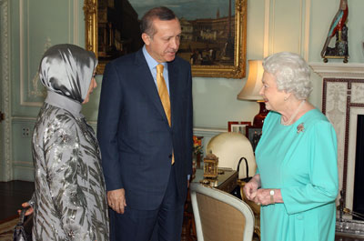 Erdoğan, 2. Elizabeth'in konuğu oldu