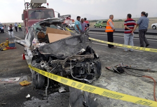 Ereğli'de trafik kazası: 2 ölü