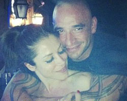 Ünlü şarkıcıdan sürpriz nikah!