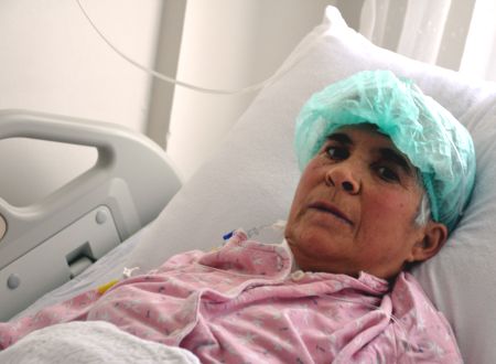 7 santimlik kesiden kalp ameliyatı