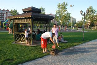 Parklarda iftar telaşı
