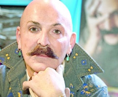 'Başbakan sütten çıkmış ak kaşık değil'