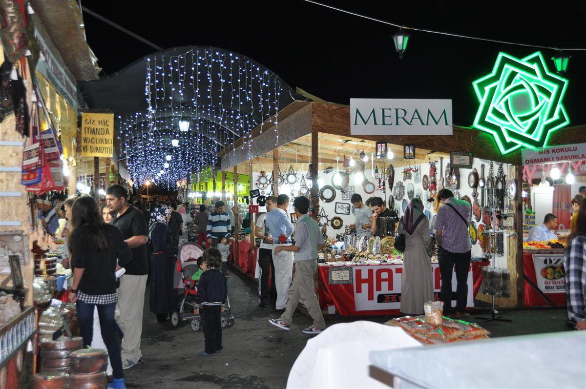 Bu stantlarda 'bereket' var